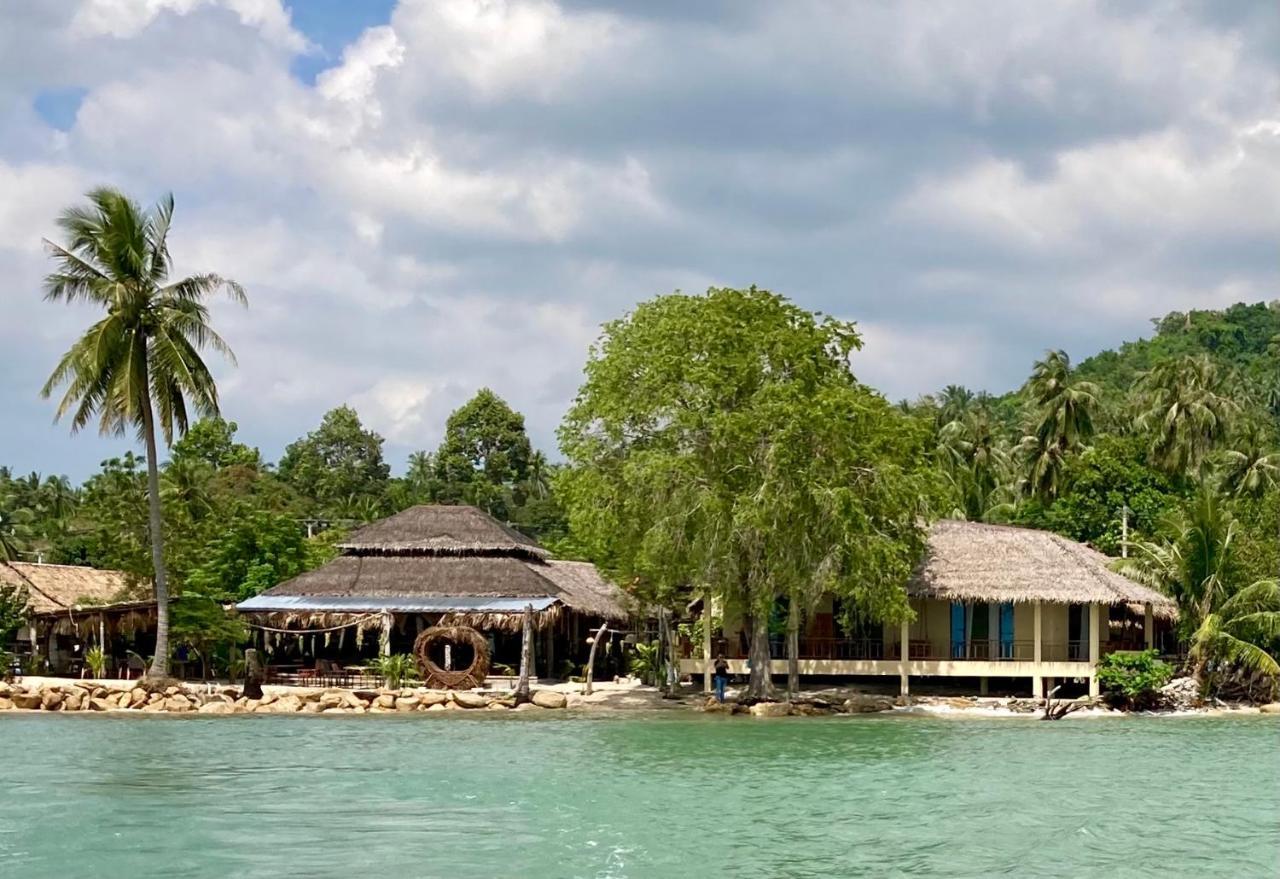 Absolute Beachfront Villas Ban Tai Exterior foto