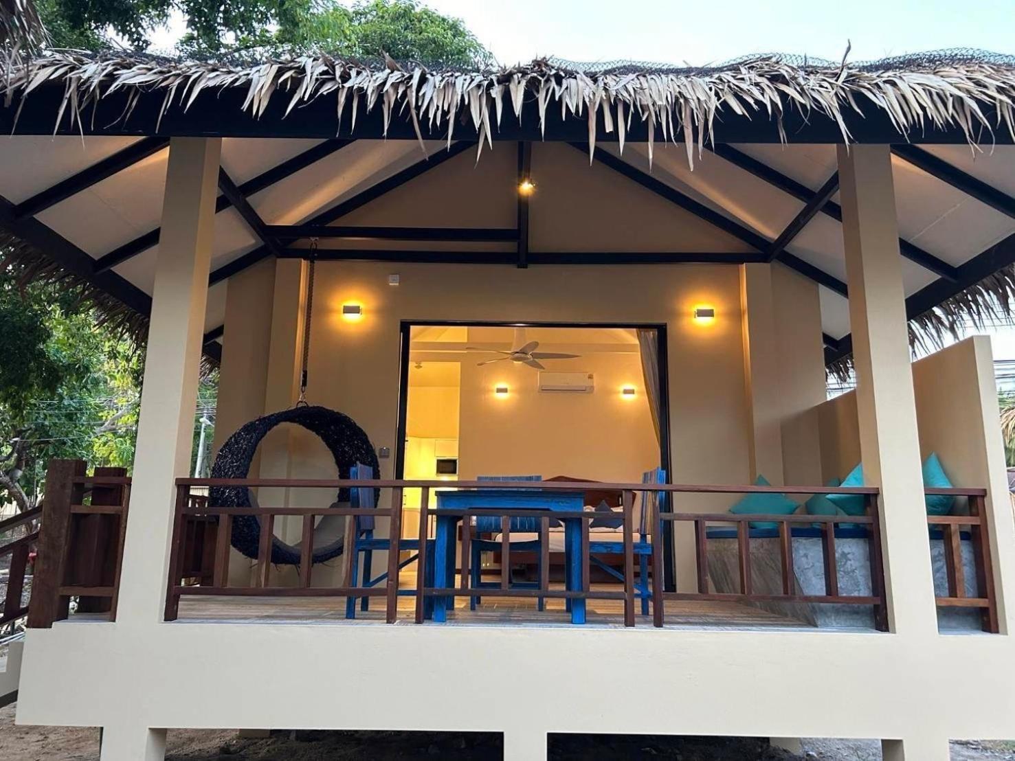 Absolute Beachfront Villas Ban Tai Exterior foto